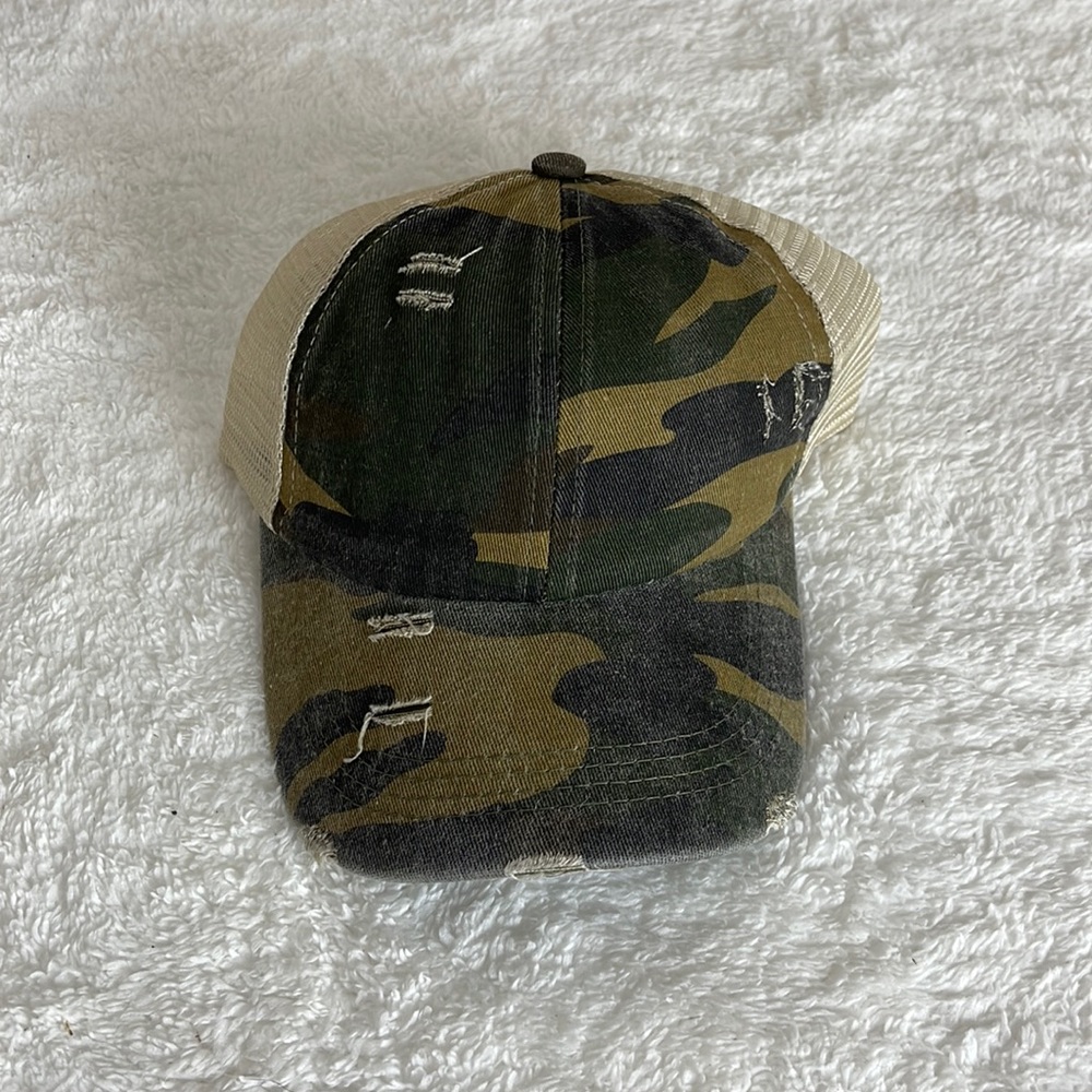 🤎 Brand new camo cap 🤎